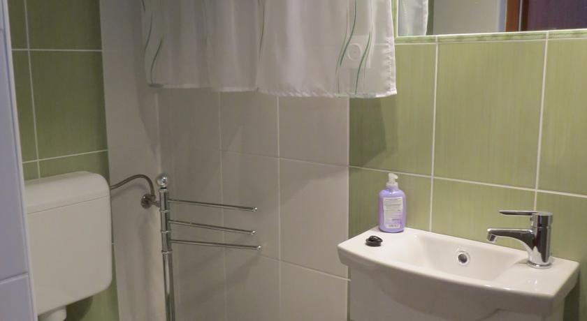 Galagonyas Apartman Eger Phòng bức ảnh